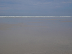 Plovan : l'estran est plat, la mer est loin....