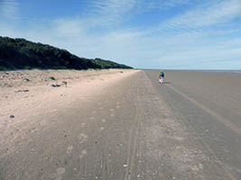 La plage, vers les Hemmes d'Oye